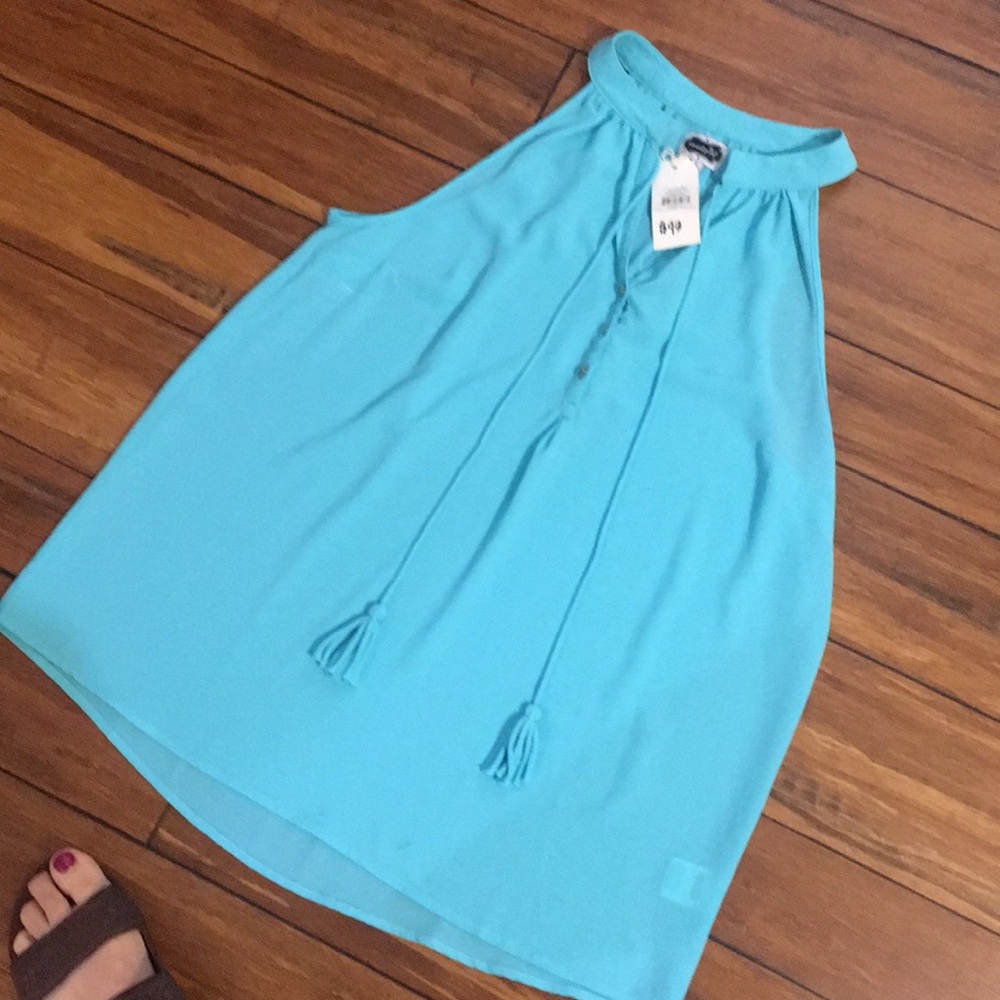 Turquoise top